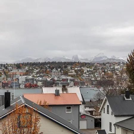 Apartment I Med En Fantastisk Utsikt Over Tromso Sentrum *