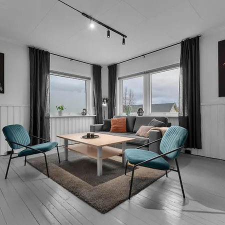 Apartment I Med En Fantastisk Utsikt Over Tromso Sentrum Tromsdalen