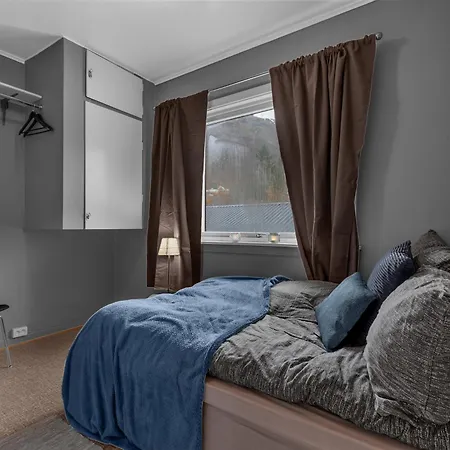 I Med En Fantastisk Utsikt Over Tromso Sentrum Apartment