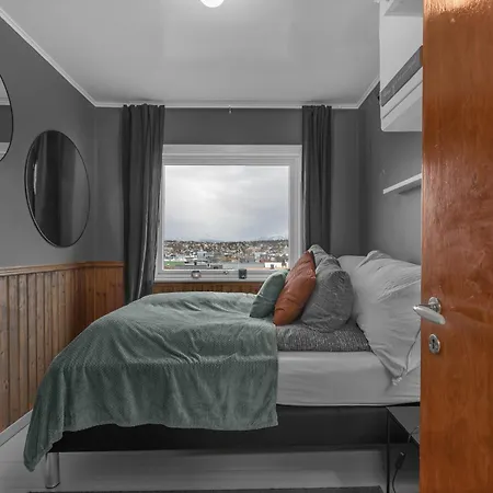 Apartamento I Med En Fantastisk Utsikt Over Tromso Sentrum *