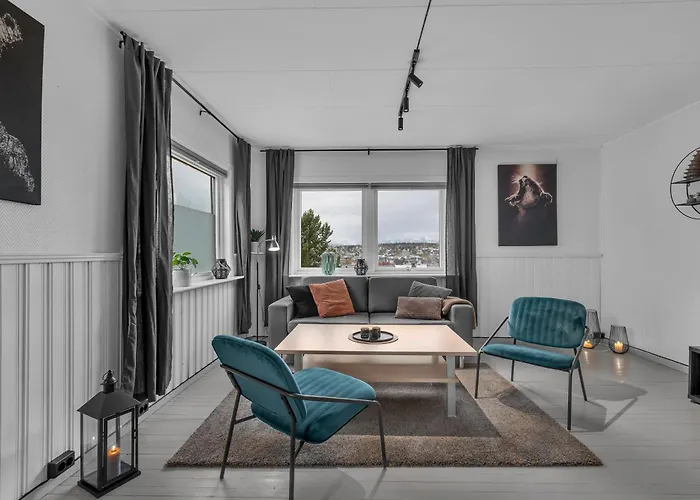 Apartment I Med En Fantastisk Utsikt Over Tromso Sentrum *