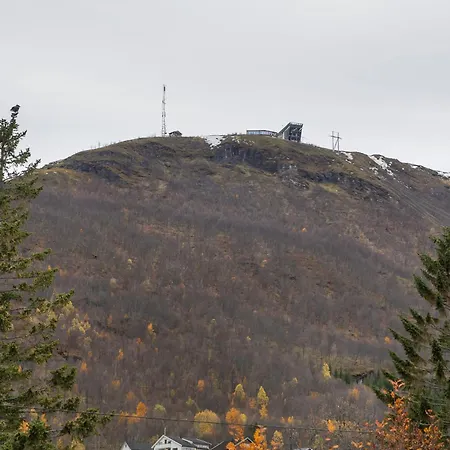 I Med En Fantastisk Utsikt Over Tromso Sentrum *